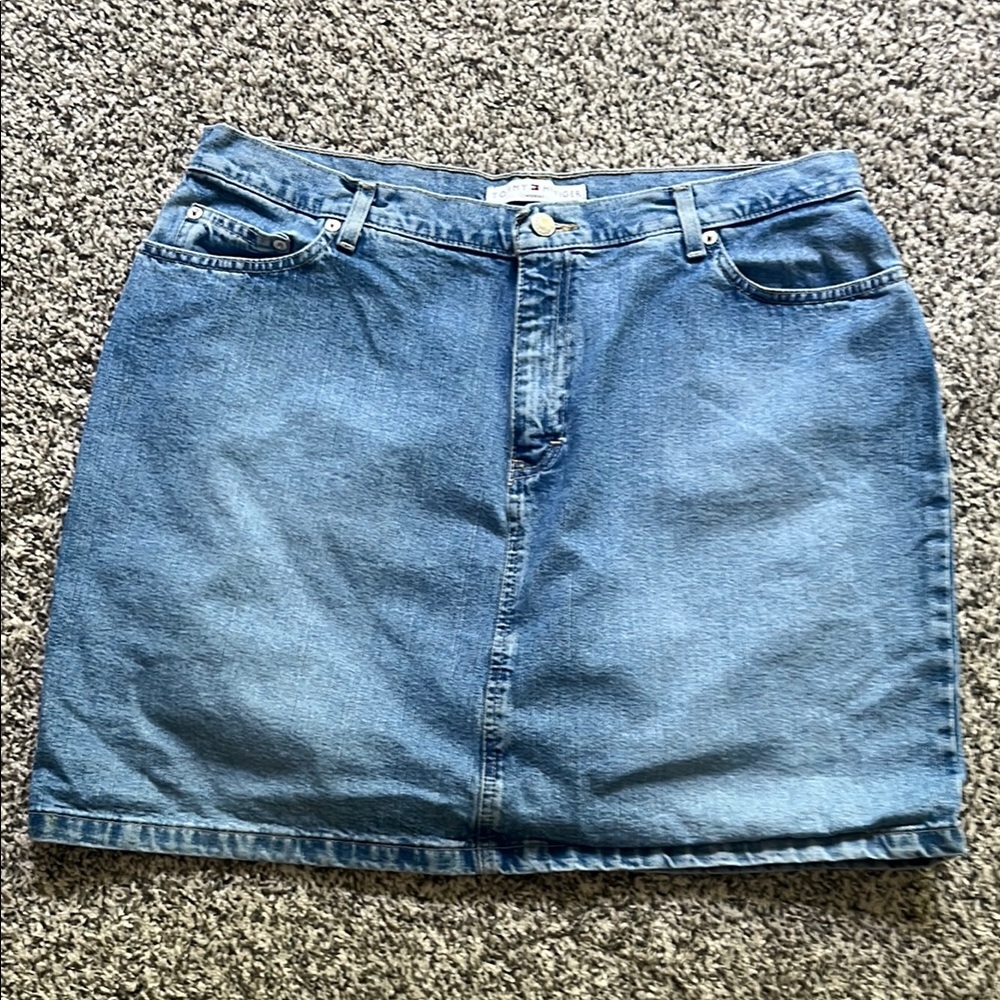 Vintage 2001 Tommy Hilfiger Blue Mini Skirt Casual. Size 18
